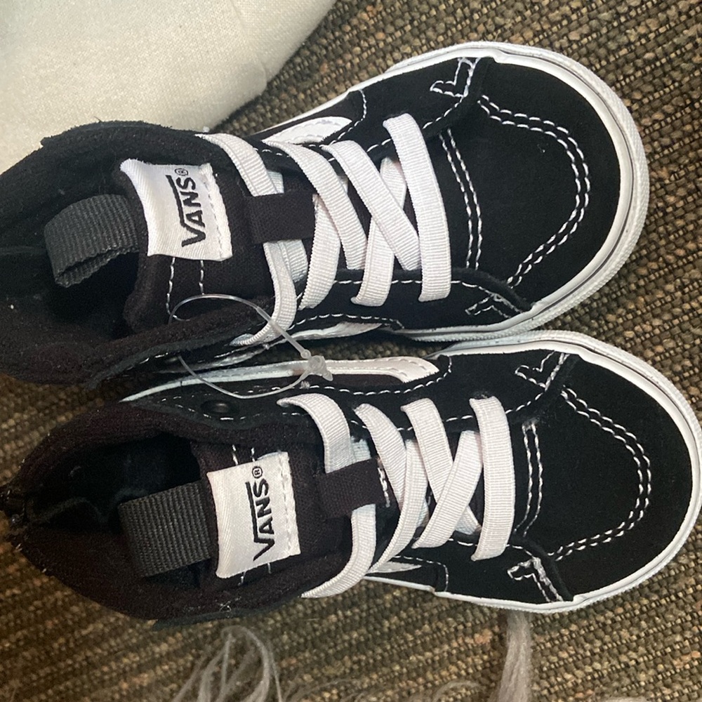 Toddler size 5 vans high tops super cute brand new they’ve never been worn